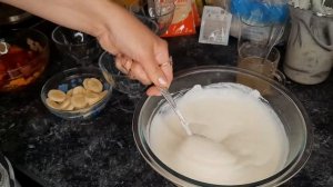 Клубнично- банановый десерт-желе / Летний десерт сметана с фруктами / Желе из клубники и банана