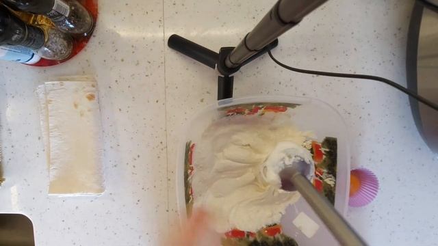 Пироги с шоколадным кремом и кокосом