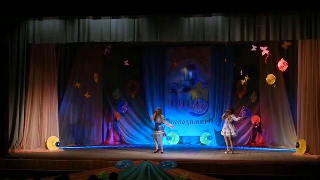Карван Діана та Ільків Софія- "Як калина розцвіте" смотреть онлайн