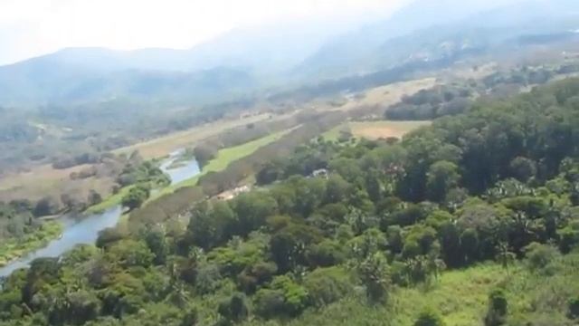 Ultralight flight in Costa Rica. Полёт на сверхлёгком самолёте в Коста-Рике смотреть онлайн
