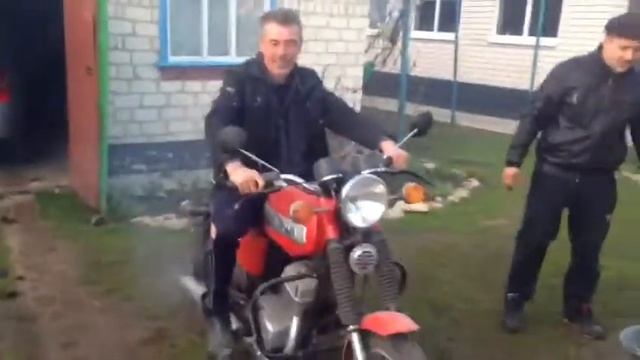 Запуск Ява 634 после зимы смотреть онлайн