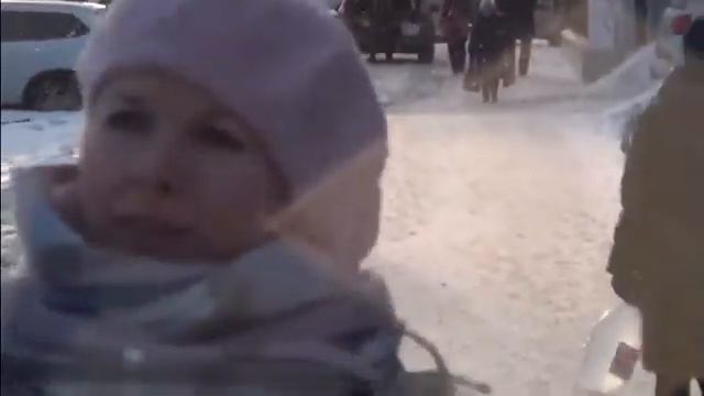 Сибирячка нашла на улице 500 тыс. рублей и вернула их владельцу смотреть онлайн