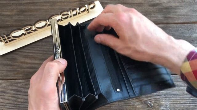 Кошелек женский из кожи крокодила A0003B3 смотреть онлайн