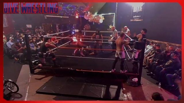 Intergender Tag Team - Super Sass Bitches (Mazaratti & Princess Deathwish) DIVE Wrestling смотреть онлайн