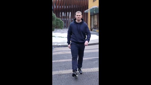 Новый бренд спортивной одежды RYVOK смотреть онлайн