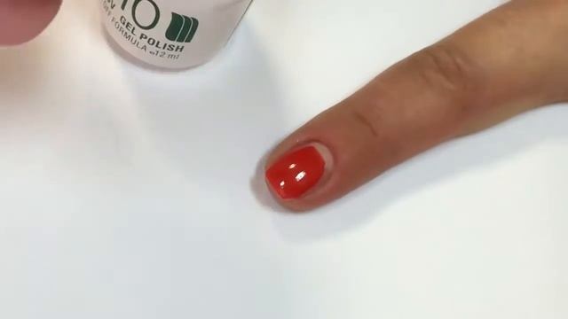 Видеообзор UNO Каучуковая база, Гель лак UNO, UNO Топ SUPER SHINE без л с смотреть онлайн