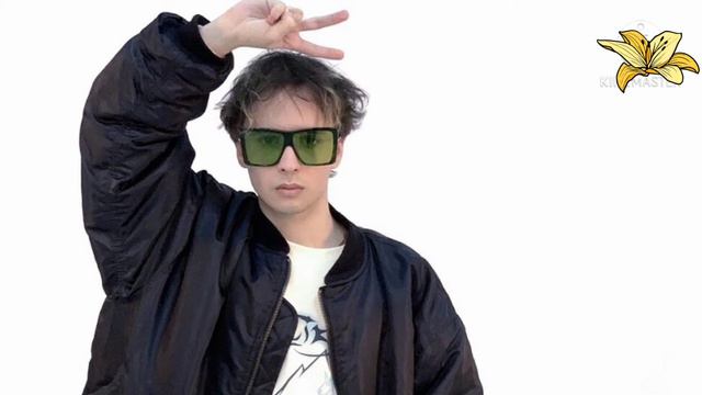 Slawa Marlow-Ты горишь как огонь (слив трека 2021) смотреть онлайн