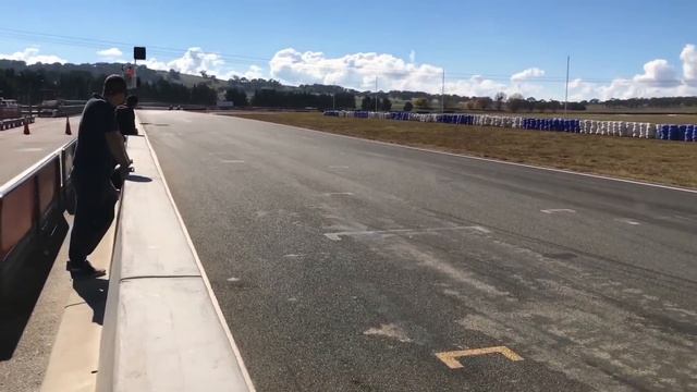 210kW Racing Electric Yamaha R1 vs Petrol Bikes (race track) • Ripperton DIY Electric Motorcycle смотреть онлайн