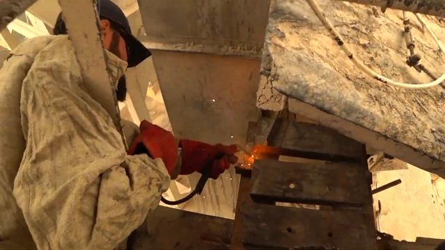 Якутия | Работа на заводе | Турники и брусья смотреть онлайн