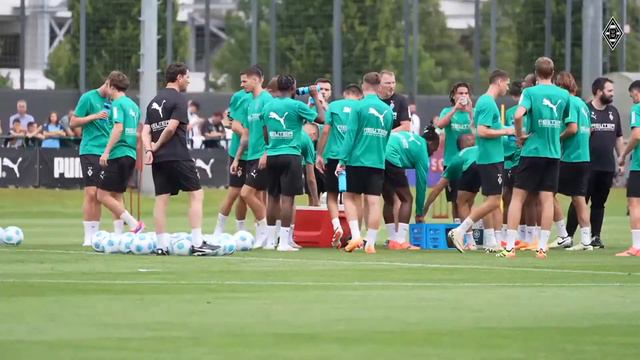 Боруссия Менхенгладбах – полная тренировка Херардо Сеоане смотреть онлайн