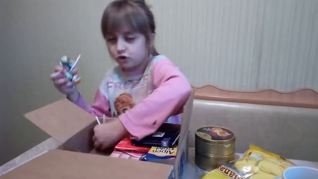 Посылка со сладостями из Калининграда