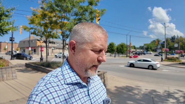 Learn English Money Phrases смотреть онлайн