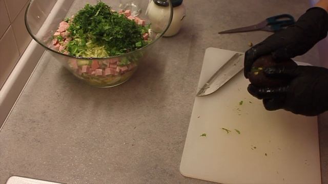 Окрошка с любимой заправкой / Окрошка с авокадо / Самый вкусный рецепт окрошки / Холодный летний су смотреть онлайн