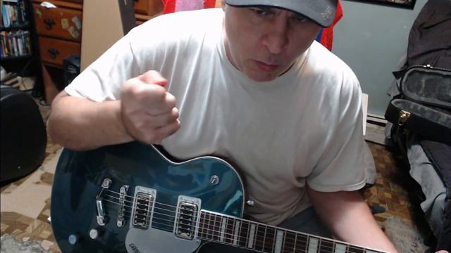 Reverb Listing; 2020 Gretsch G5220 Electromatic Jet W/Gretsch Case.