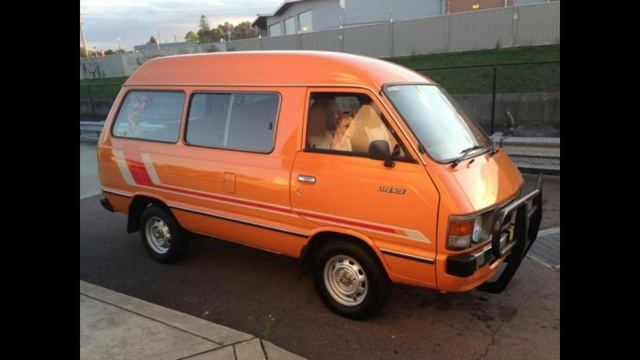 TOYOTA LITE ACE EVOLUTION смотреть онлайн