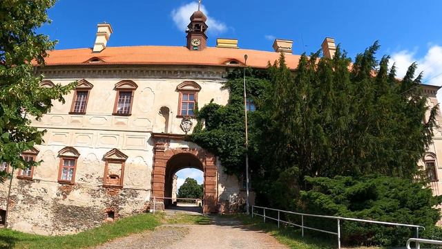 KINGDOM COME: DELIVERANCE - REALITY VS. GAME ( Rattay on Sasau ) смотреть онлайн