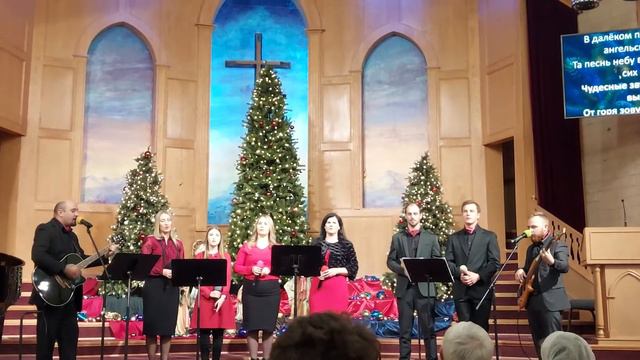 Рожден в Вифлееме младенец святой смотреть онлайн