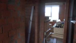 Планировка дома 10х10 по сторонам света. Межкомнатные перегородки.