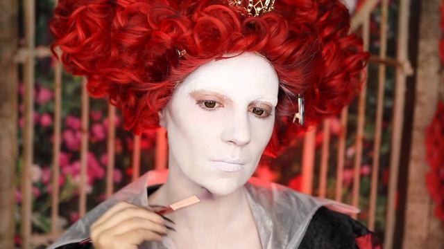 Queen of Hearts Makeup Tutorial【Tim Burton's Alice in Wonderland】| Halloween 2022 | Madalyn Cline смотреть онлайн