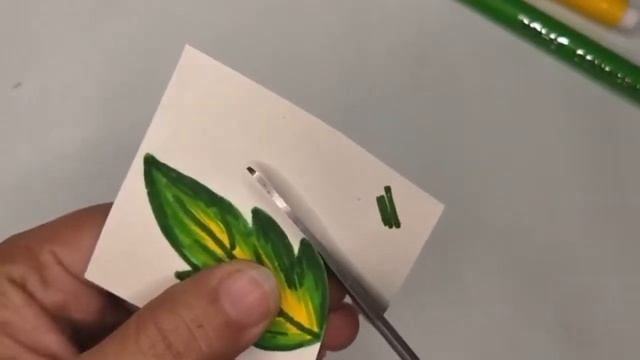 File Cover Decoration with Sketch Pen Shading || Paper Craft Easy || DIY Paper Flower For File cove смотреть онлайн