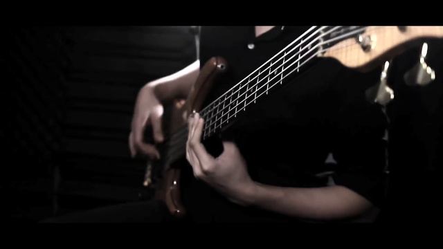 [MAD] Just Dance - Dirty Loops (Bass Cover) | Benz Worachet смотреть онлайн