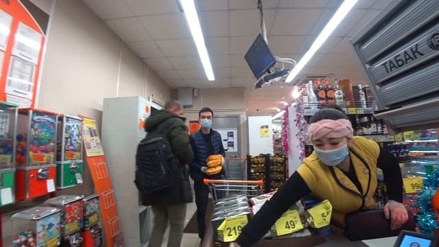 ЗАЩИТНИК ПРОСРОЧКИ / У ВАС ЕСТЬ СОВЕСТЬ / ОЧЕРЕДНОЙ ТУХЛОПРИТОН смотреть онлайн