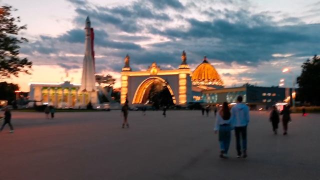 ВДНХ Москва/Живая музыка HANDMADE Band смотреть онлайн