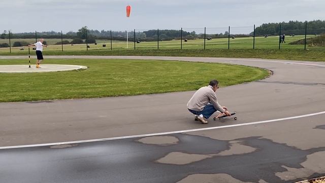 Electric powered control line speed (F2G class) test flight смотреть онлайн