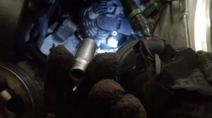 снимаем генератор на honda cr-v 3 покаление мотор 2.4 замена щёток