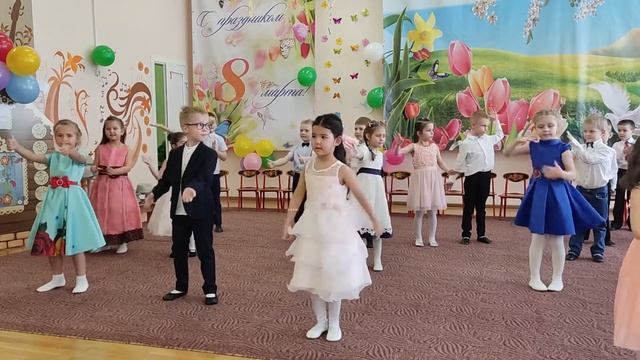 Группа № 5 "Совята". Праздник весны 2022 в детском саду в Путилково смотреть онлайн