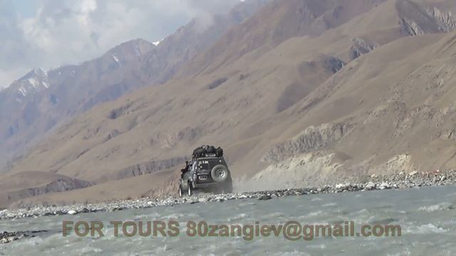 Броды на пути к леднику Эныльчек смотреть онлайн