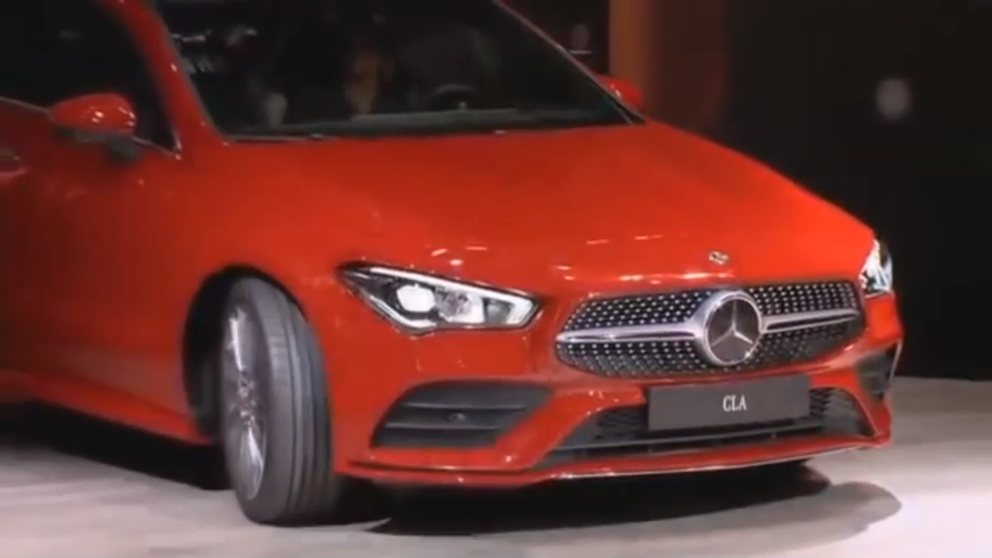 2020MERCEDES BENZ CLA - Драйв и Дизайн нового компактного премиум седана !! смотреть онлайн