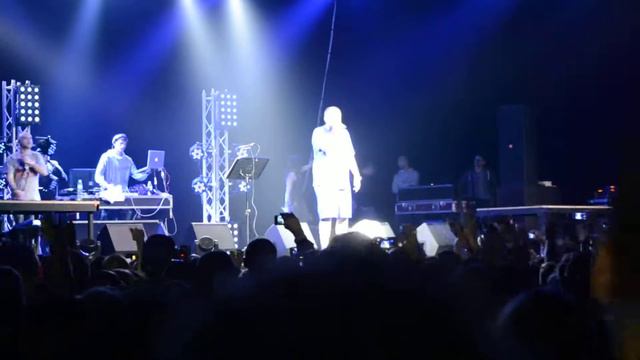 Баста -- Здесь даже сонца не видно / 18 октября / Stereo Plaza смотреть онлайн