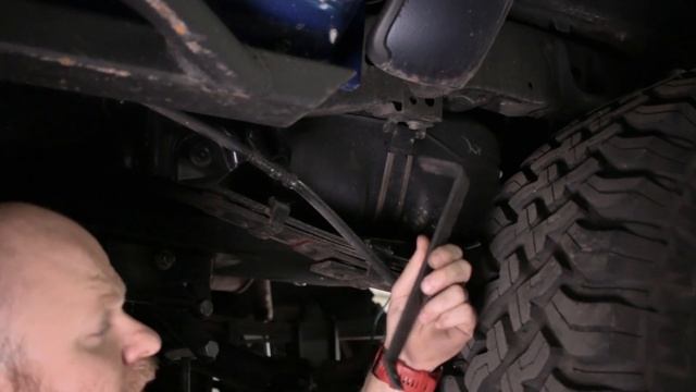 Victory 4x4 | Toyota Tacoma Gas Tank Skid Installation смотреть онлайн