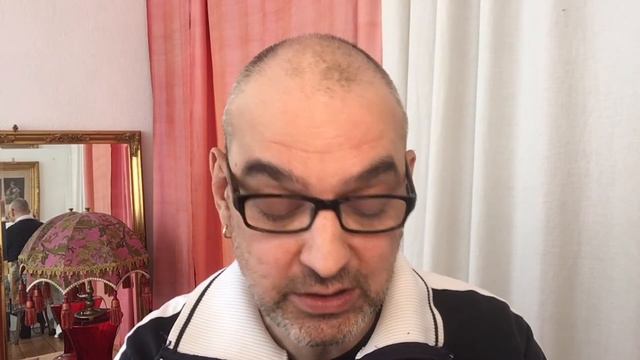 TROTZKULTUR - Hartmut El Kurdi liest GOTT IST ZIGARETTEN HOLEN смотреть онлайн