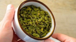 ТЫКВЕННЫЕ СЕМЕЧКИ ? РЕЦЕПТ как сделать дома солёные тыквенные семечки в духовке + ПОЛЬЗА