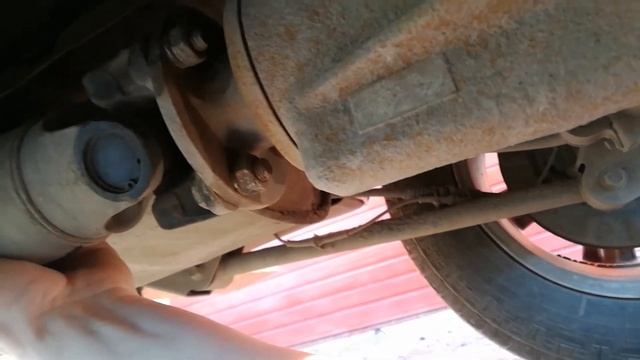 Стук в заднем мосту смотреть онлайн