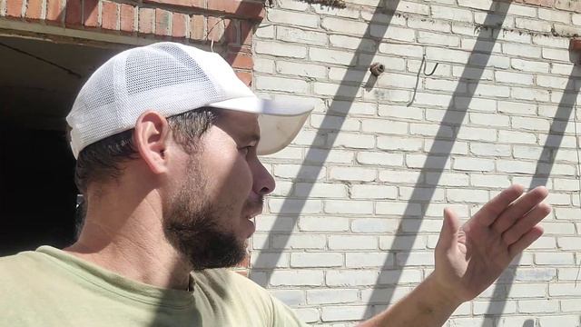 КУПИЛИ ДОМ И ПЕРЕДЕЛЫВАЕМ ЕГО ПОДШИВАЮ ПОТОЛОК А КУХНЕ УЖЕ СОВСЕ ДРУГОЙ ВИД СТРОЮ СТЕНУ В ВАННО смотреть онлайн