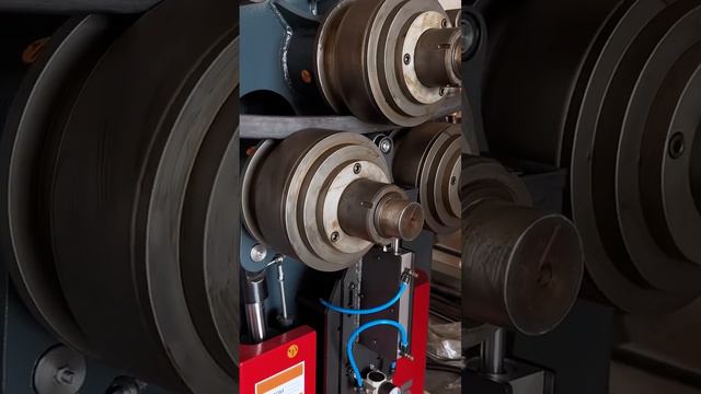 Прокат трубы на профилегибе с чпу Ostas opk85 #гибкатруб #станки #металлообработка #shortsvideo смотреть онлайн