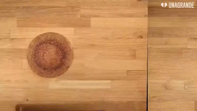 Пицца из цукини с моцареллой смотреть онлайн