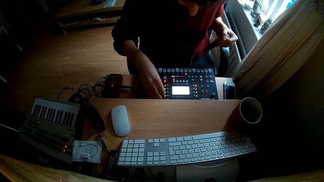 Daily Jam #59 'With Apologies To Reggie Watts' - Octatrack ~ Minilogue смотреть онлайн