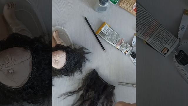 Мастер-класс Как приклеить трессы к голове текстильной куклы! смотреть онлайн