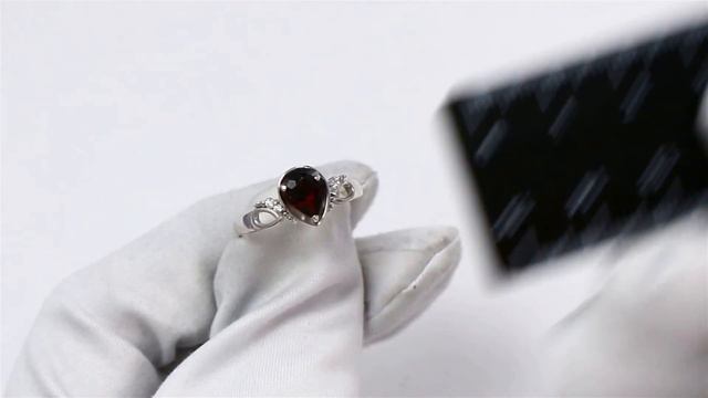 Серебреное кольцо с фианитом и гранатом AQUAMARINE А6951803А смотреть онлайн