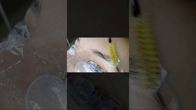 Комплекс Художественное оформление бровей (оформление краской) +ламинирование ресниц с ботоксом смотреть онлайн