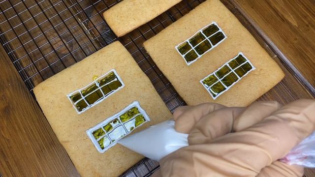 Пряничный домик. Рецепт имбирного теста и сборка домика смотреть онлайн