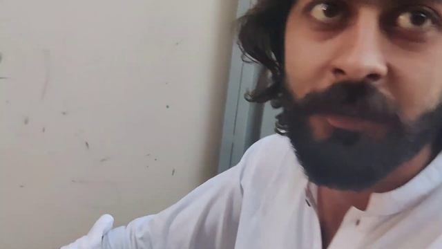 Lahore sy ghr aty hi dostoun ny party kr di??? смотреть онлайн