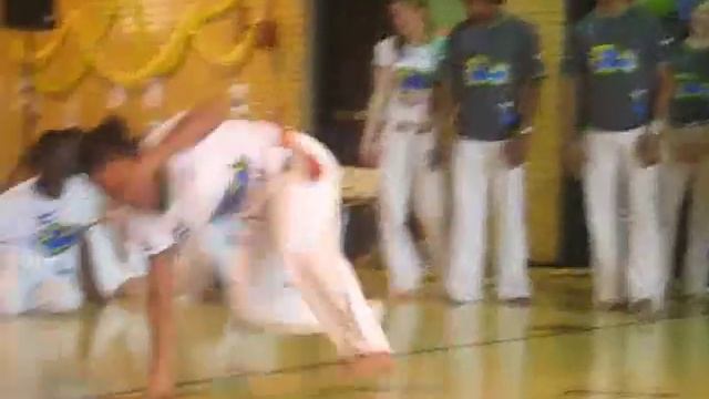Kids Solos!!! Capoeira Brasil Batizado... смотреть онлайн