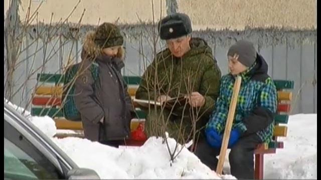 Остались на улице. Бывших военных из Чебаркуля выселяют из служебных квартир смотреть онлайн