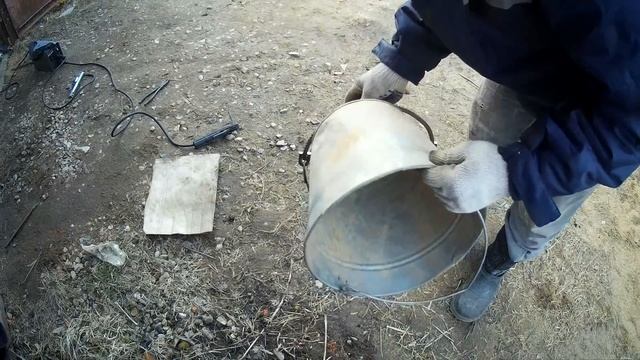 усиленное (окованное) ведро для колодца смотреть онлайн