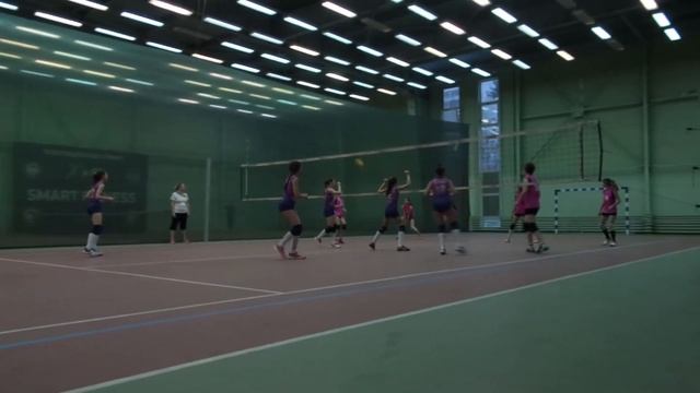 VLOG/ СОРЕВНОВАНИЯ ПО ВОЛЕЙБОЛУ/ Twins Show смотреть онлайн